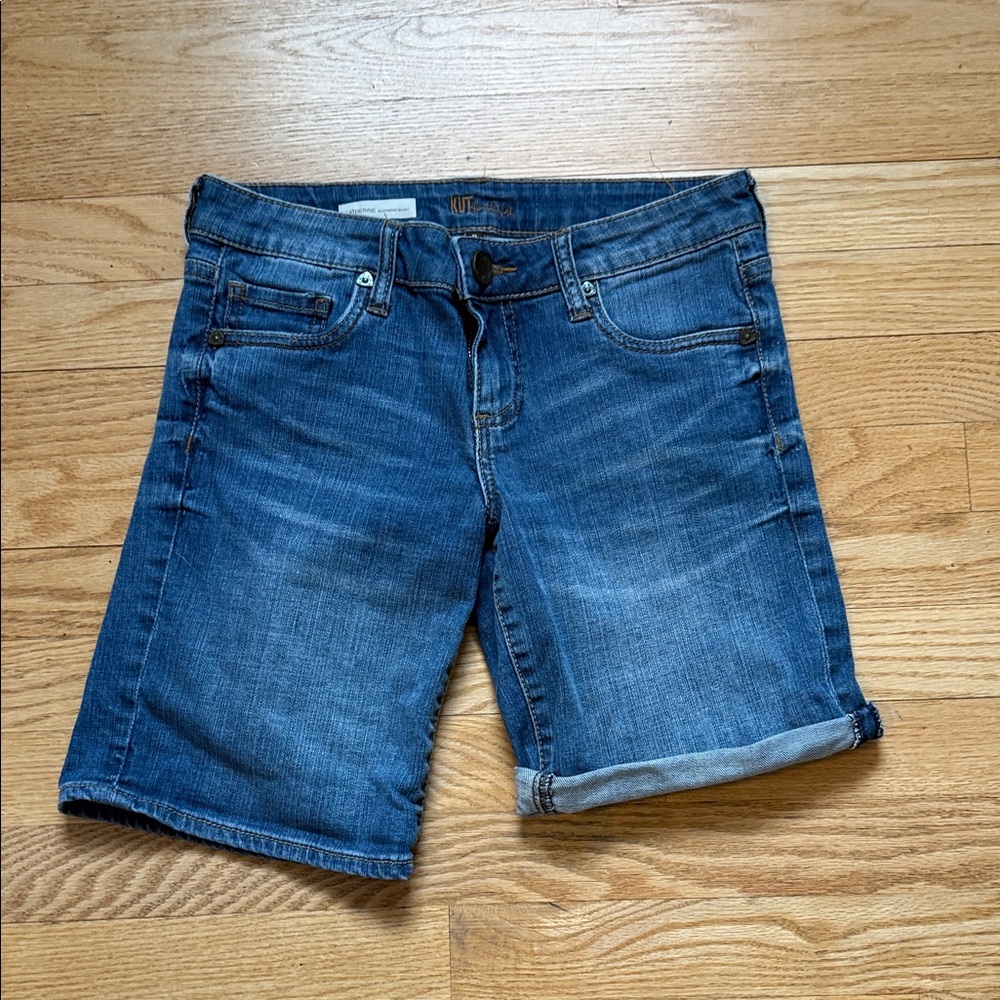 Kut from the Kloth Women's Medium Blue Denim Bermuda Shorts